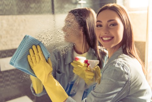 Deep cleaning service for a Bermondsey apartment kitchen